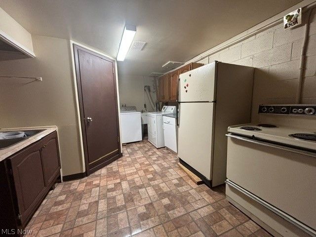 2170 Delaware Avenue, Akron, OH 44312