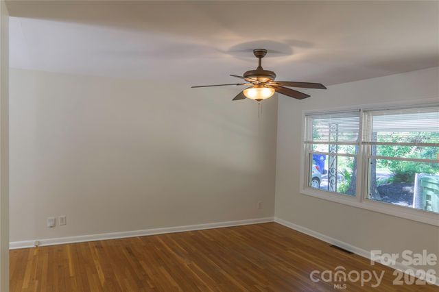 354 Brevard Road, Asheville, NC 28806