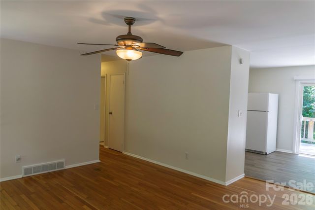 354 Brevard Road, Asheville, NC 28806