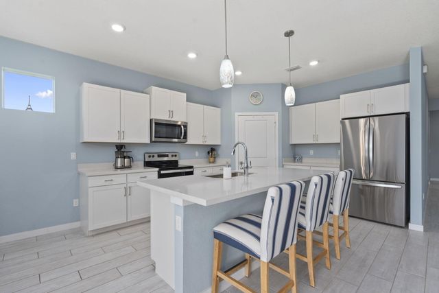 2780 NE Breezeway Circle, Jensen Beach, FL 34957