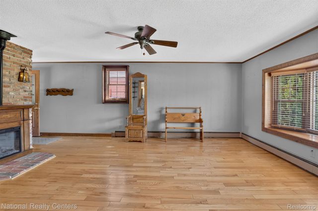 127 W Albain Road, Petersburg, MI 49270