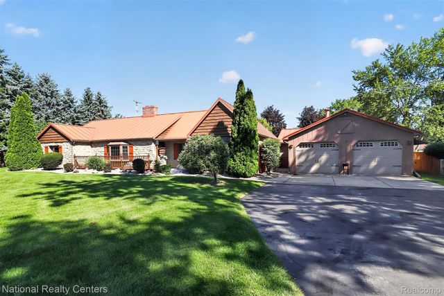 127 W Albain Road, Petersburg, MI 49270