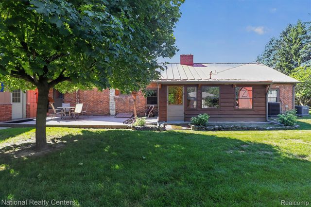 127 W Albain Road, Petersburg, MI 49270