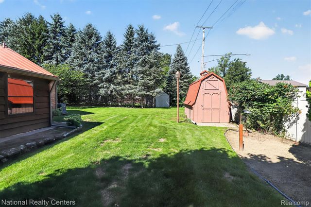 127 W Albain Road, Petersburg, MI 49270