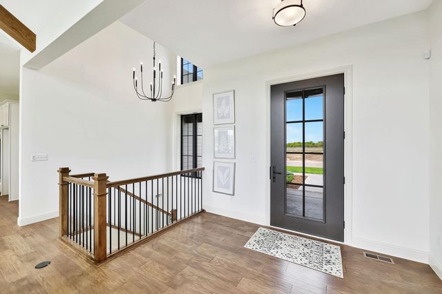 3314 N Bedford Ct, Wichita, KS 67226