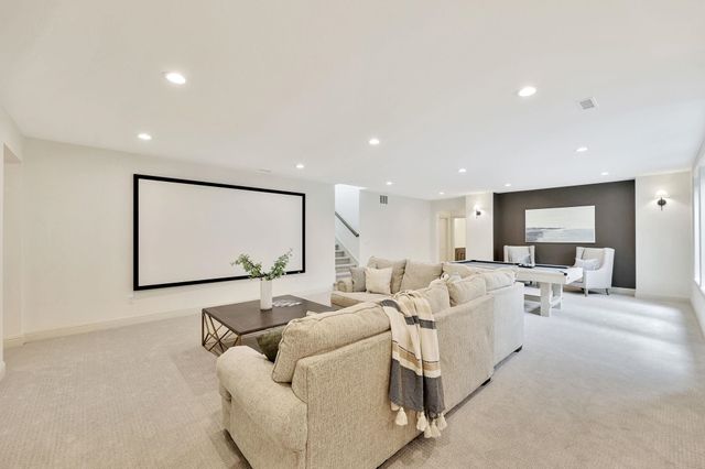 3314 N Bedford Ct, Wichita, KS 67226