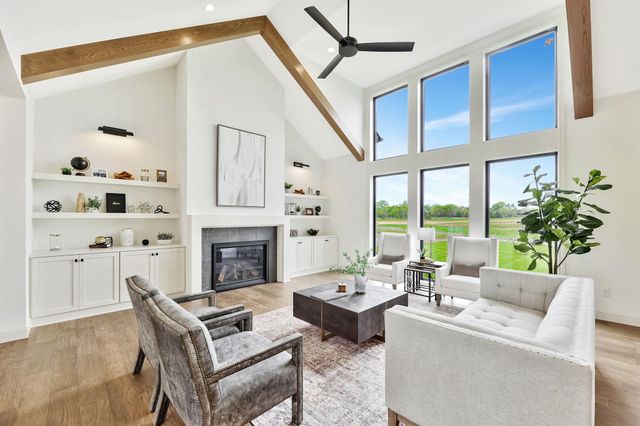 3314 N Bedford Ct, Wichita, KS 67226