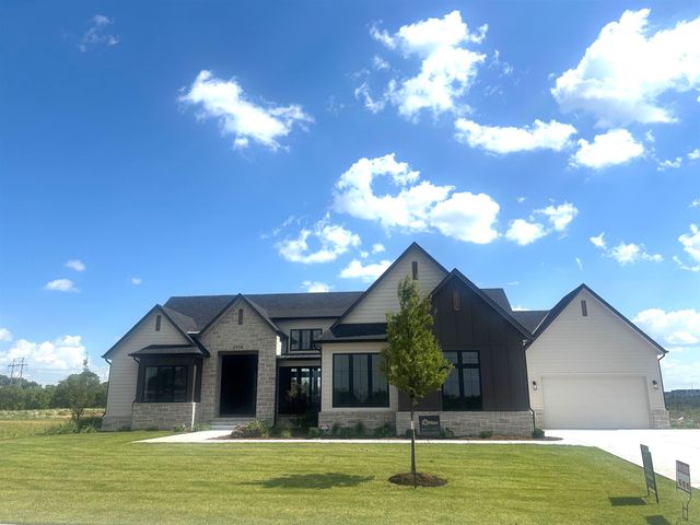 3314 N Bedford Ct, Wichita, KS 67226