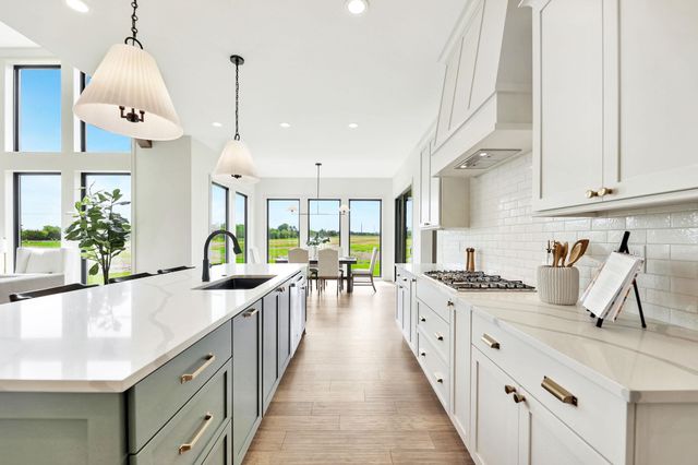 3314 N Bedford Ct, Wichita, KS 67226