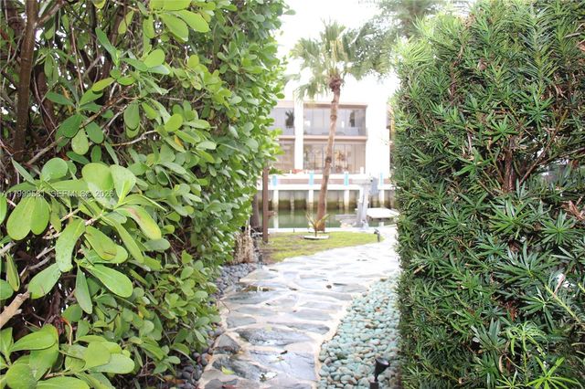 540 Lido Dr, Fort Lauderdale, FL 33301