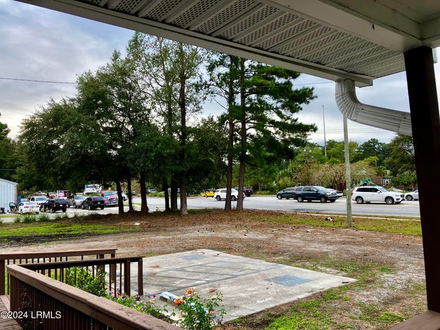 86 Savannah Highway, Port Royal, SC 29935