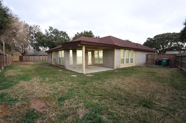 16307 Hidden Gate Court, Sugar Land, TX 77498