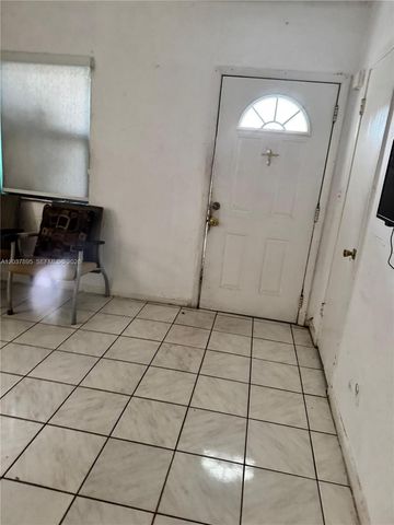 950 NE 160th Street, North Miami Beach, FL 33162