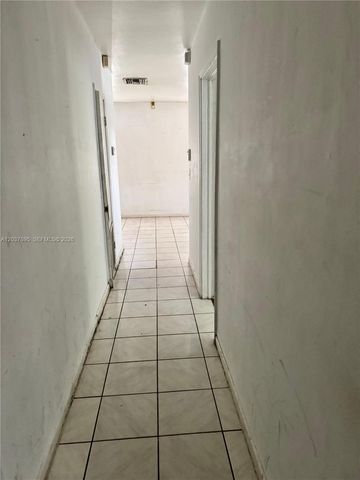 950 NE 160th Street, North Miami Beach, FL 33162