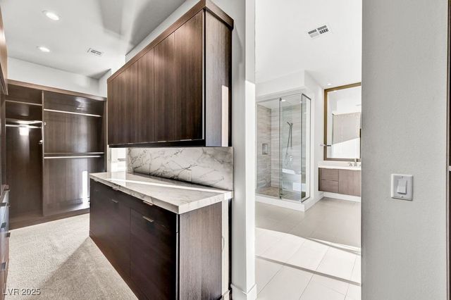 68 Grey Feather Drive, Las Vegas, NV 89135