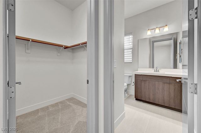 68 Grey Feather Drive, Las Vegas, NV 89135