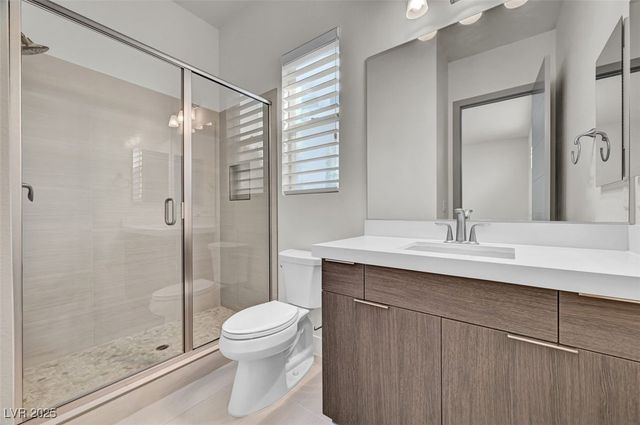 68 Grey Feather Drive, Las Vegas, NV 89135