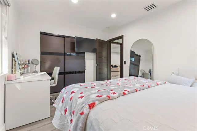 2240 N Parish, Burbank, CA 91504