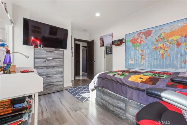 2240 N Parish, Burbank, CA 91504