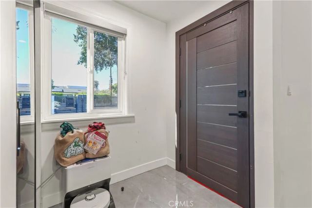 2240 N Parish, Burbank, CA 91504