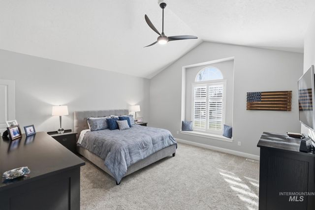 570 N Cove Colony Way, Eagle, ID 83616