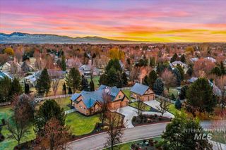 570 N Cove Colony Way, Eagle, ID 83616