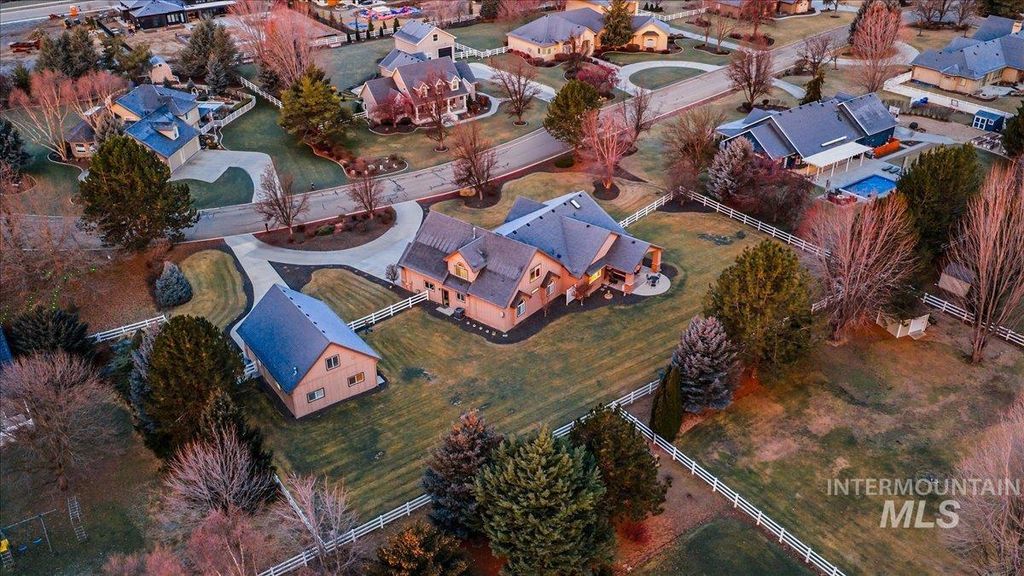 570 N Cove Colony Way, Eagle, ID 83616 photo 41