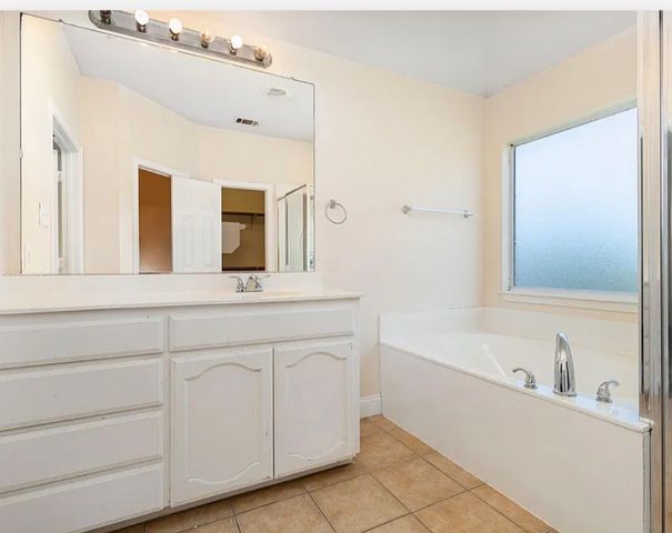 11801 Cottontail Drive, Fort Worth, TX 76244