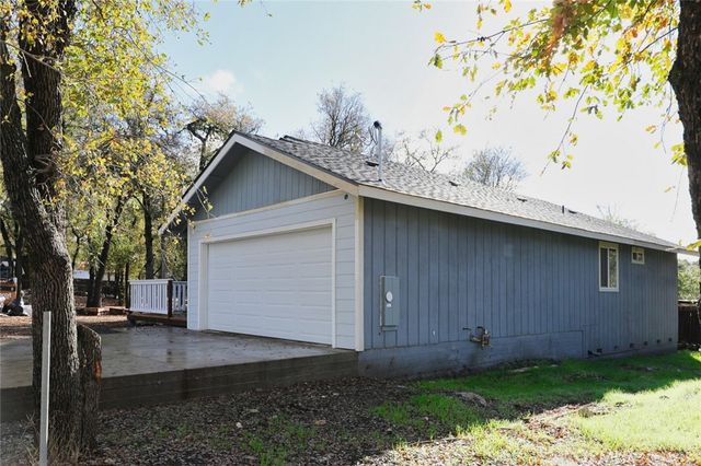 15883 27th, Clearlake, CA 95422