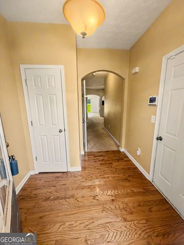 2878 Snapfinger Manor, Decatur, GA 30035