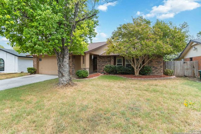 8718 Thatch, San Antonio, TX 78240