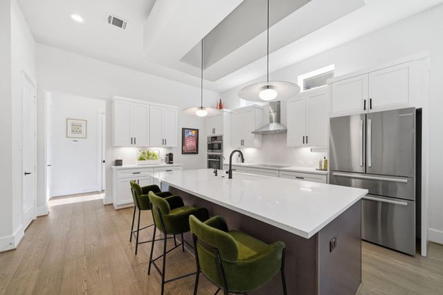 1529 Laird Street, Houston, TX 77008