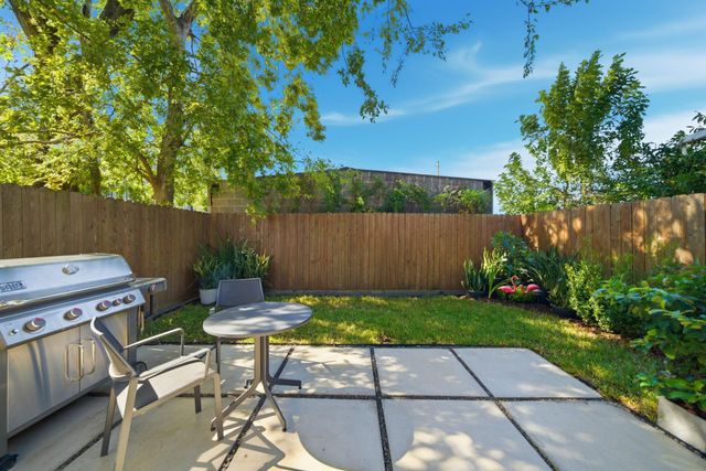 1529 Laird Street, Houston, TX 77008