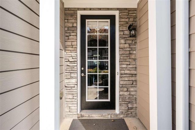 928 Pierce Ivy Court, Lawrenceville, GA 30043