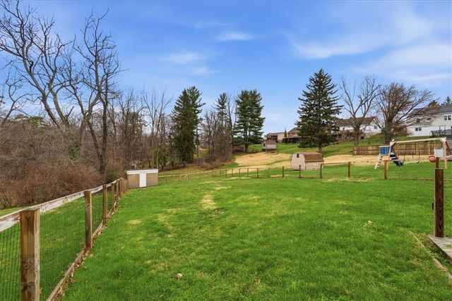 2104 Forge Dr., Hopewell Twp, PA 15001