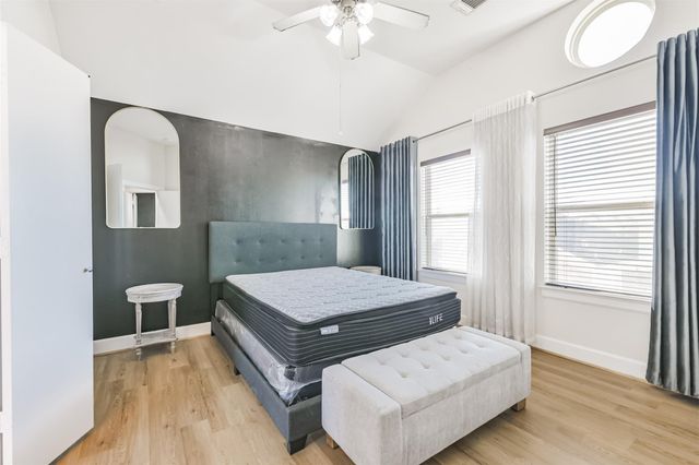 11307 Main Holly Drive, Houston, TX 77025