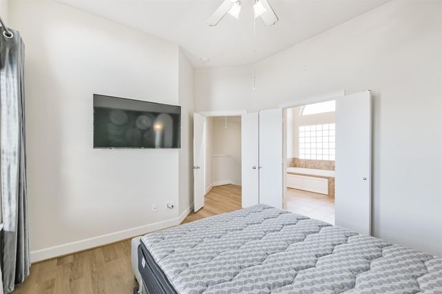 11307 Main Holly Drive, Houston, TX 77025