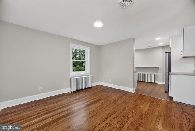 26 REECEVILLE RD, Coatesville, PA 19320