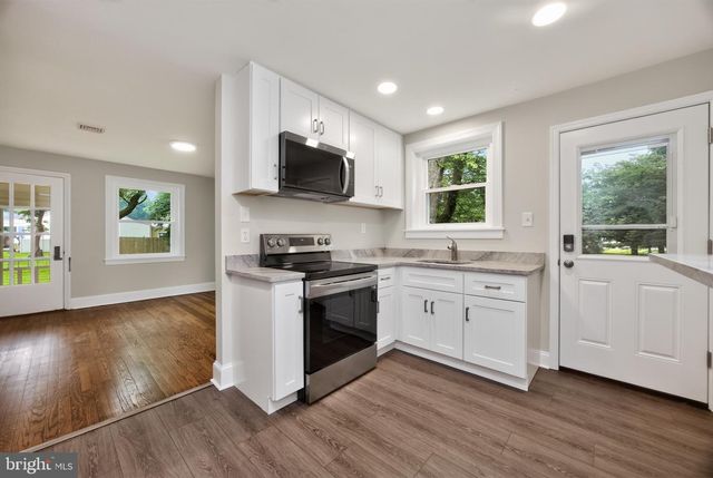 26 REECEVILLE RD, Coatesville, PA 19320