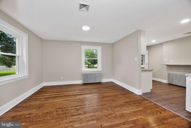 26 REECEVILLE RD, Coatesville, PA 19320