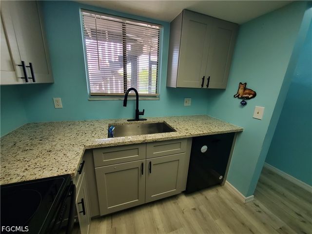 1055 Palm AVE 214, North Fort Myers, FL 33903