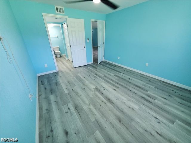 1055 Palm AVE 214, North Fort Myers, FL 33903