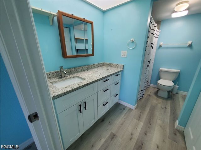 1055 Palm AVE 214, North Fort Myers, FL 33903