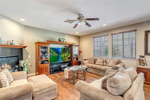 15356 Thistle Street, Fontana, CA 92336