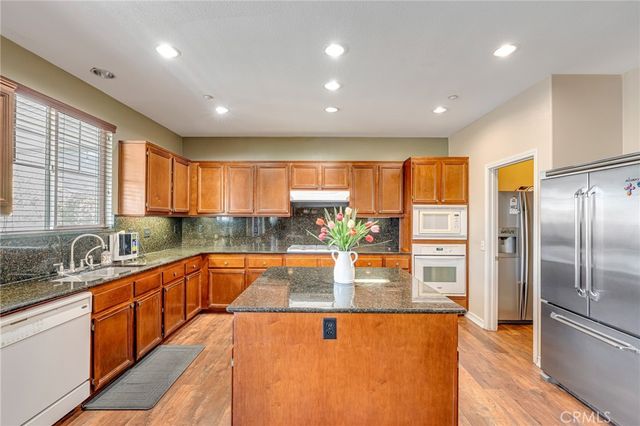 15356 Thistle Street, Fontana, CA 92336