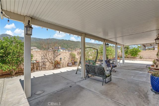 15356 Thistle Street, Fontana, CA 92336