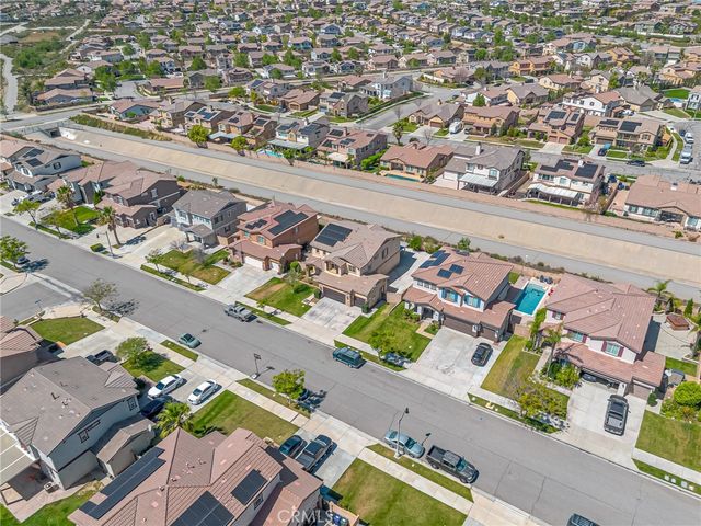 15356 Thistle Street, Fontana, CA 92336