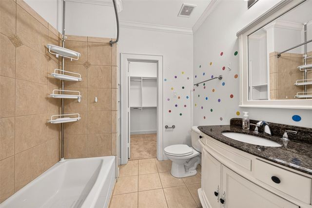 2816 Mcculloch Circle, Houston, TX 77056