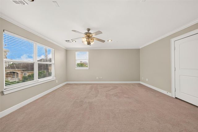 2816 Mcculloch Circle, Houston, TX 77056