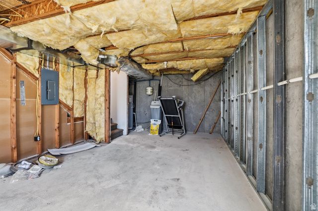 7553 S VALLEY MAPLE DR, West Jordan, UT 84081